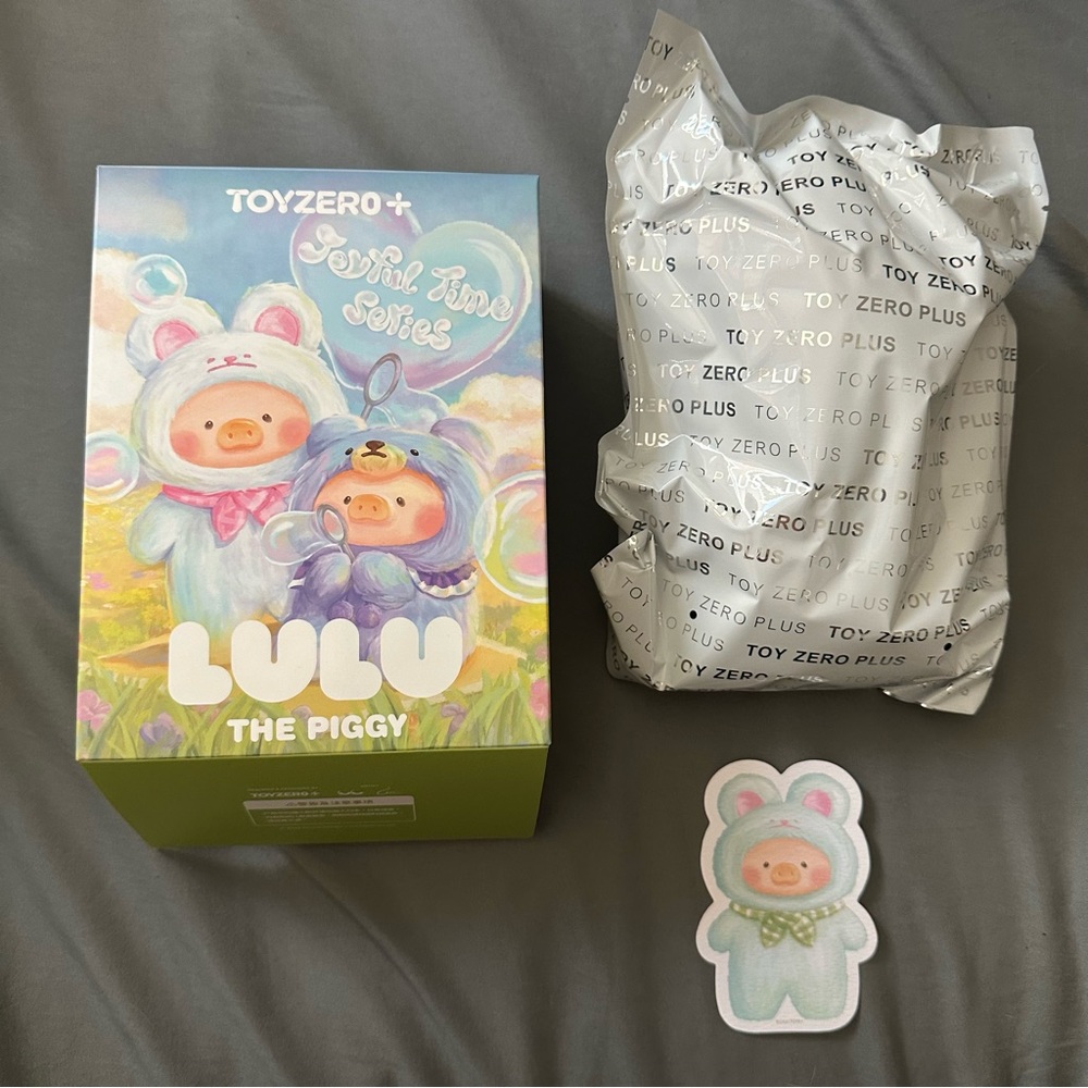 Toyzero+ Lulu The Piggy Joyful Time Series V2 Keychain